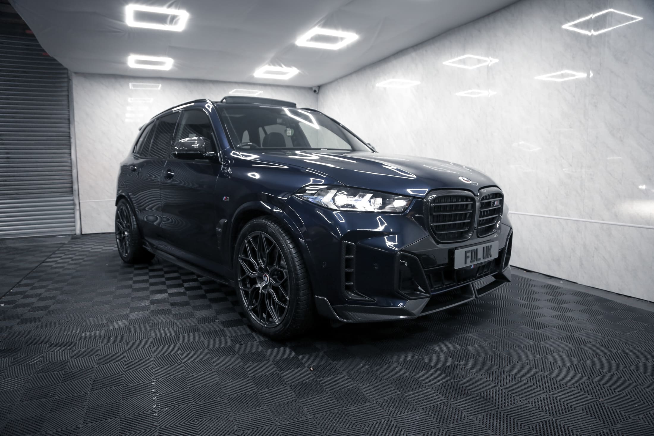 BMW X5 LCI still